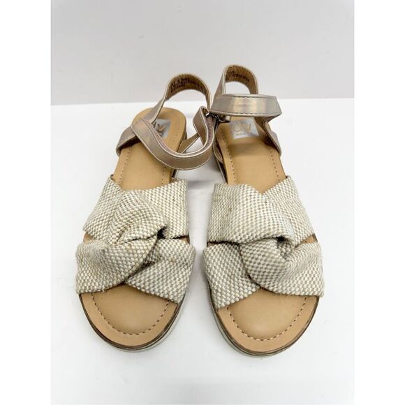 DV by Dolce Vita Sandals Girls Size 3 Tan Open Toe Shoes - Picture 3 of 7